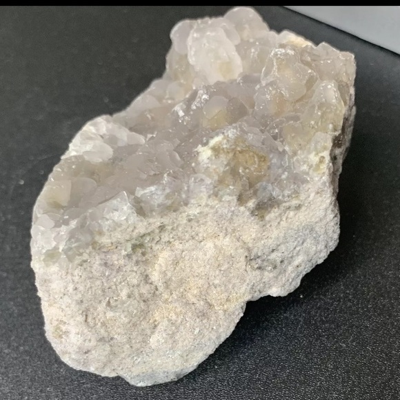 BOGO1/2 518g Calcite Crystal Cluster
Natural Specimen Stone
Healing Energy - Picture 10 of 17